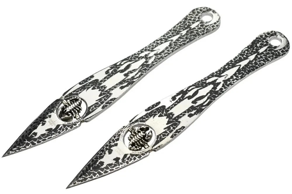 SET DE 2 COUTEAUX DE LANCER GM